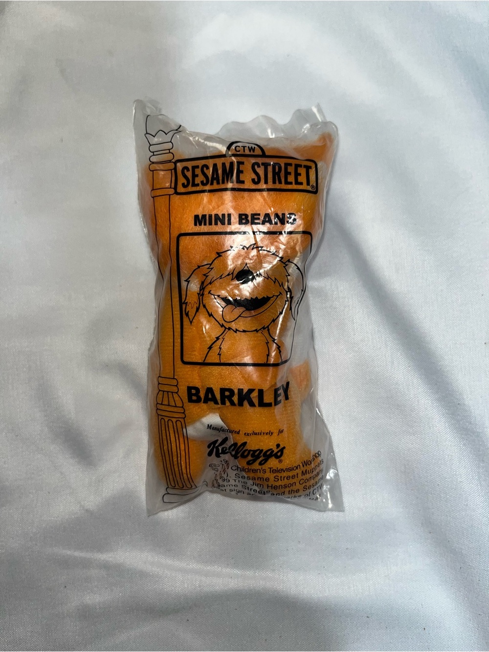 Vintage 1999 Kellogg’s Sesame Street Barkley Dog Mini Bean Plush 4” NEW